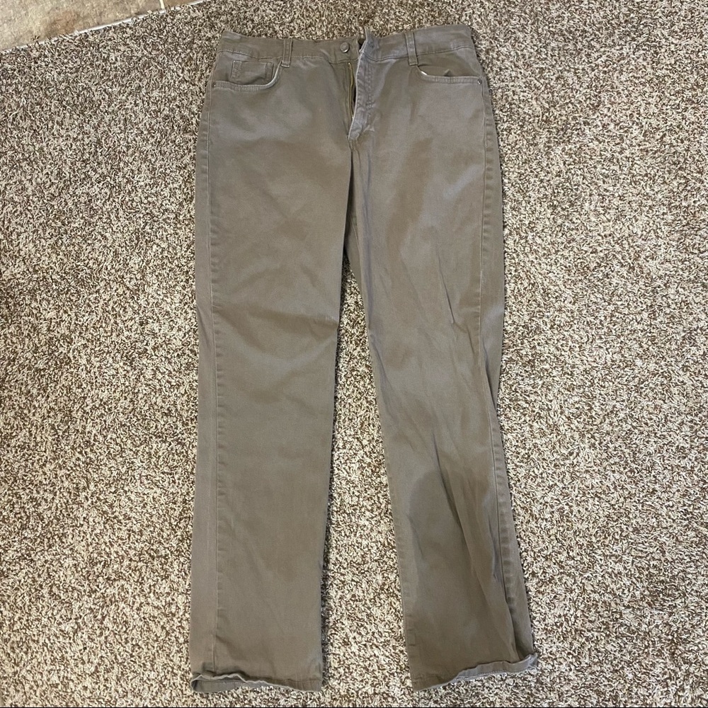 a1599-G4~ Bandolino~Size 14 Woman Bottoms, 34 In Waist~Womens~Pants~Brown Color